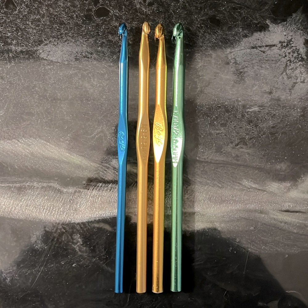 Susan Boye crochet hooks H I J K